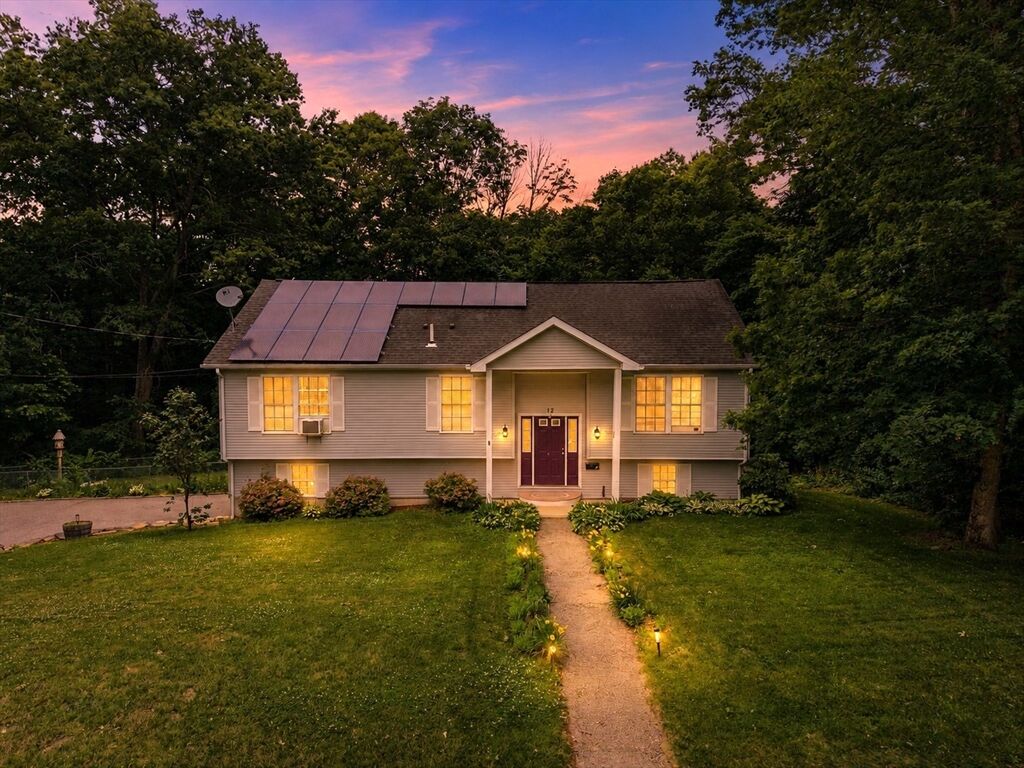 Property Photo:  12 Charlton Rd  MA 01571 