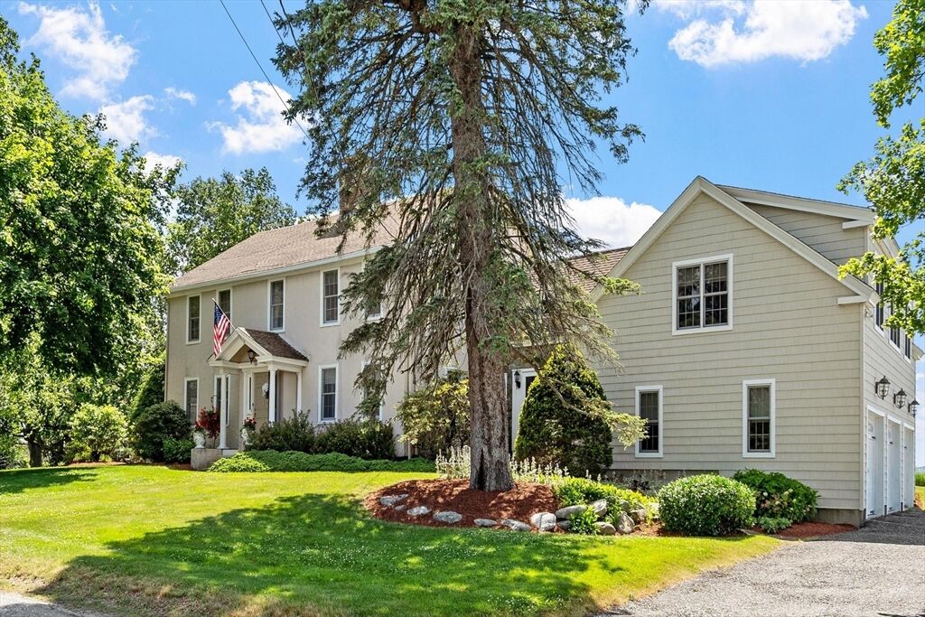 Property Photo:  32 Osgood Rd  MA 01564 