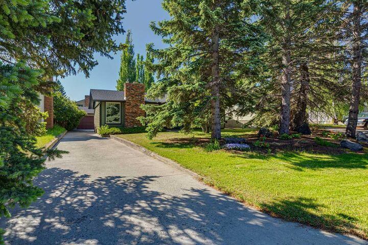 10220 Brookpark Boulevard SW — photo 1