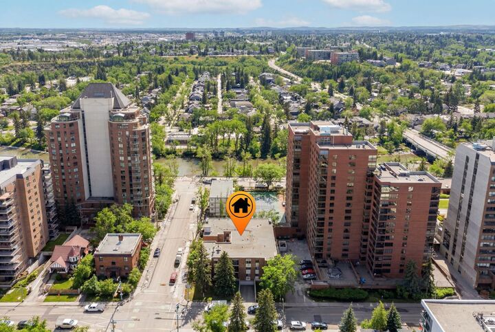 Property Photo:  305 25 Avenue SW 304  AB T2S 0L3 