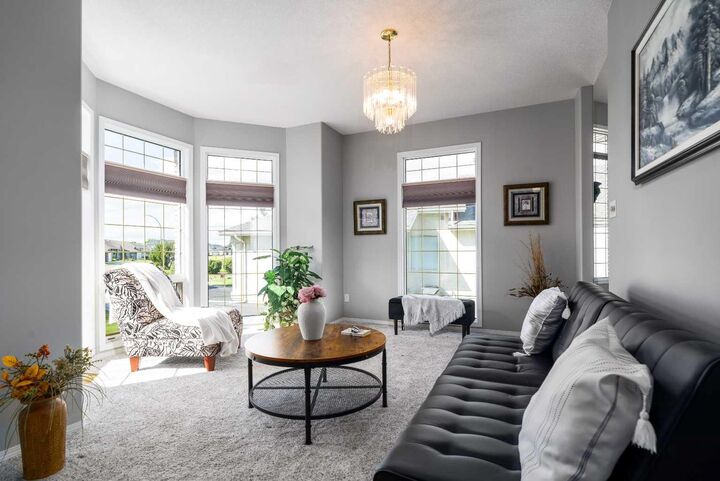 Property Photo: 3023 Cottonwood Way SW AB T1B 4J6