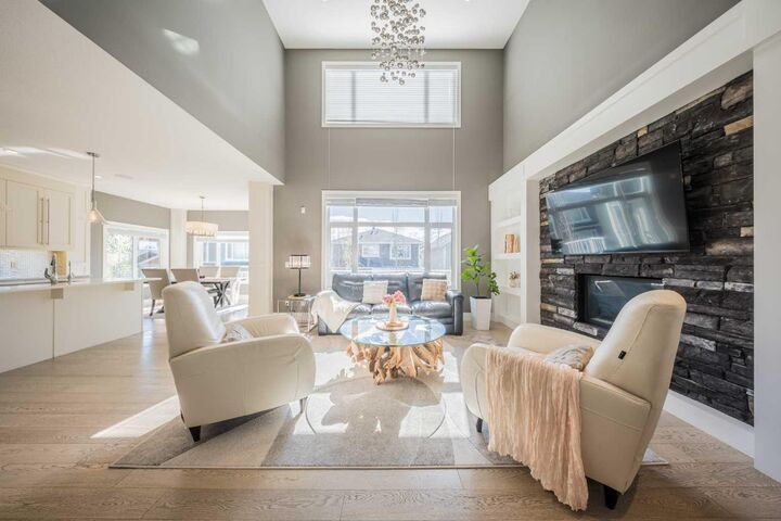 Property Photo: 174 Aspen Vista Way SW AB T3H 0Y8