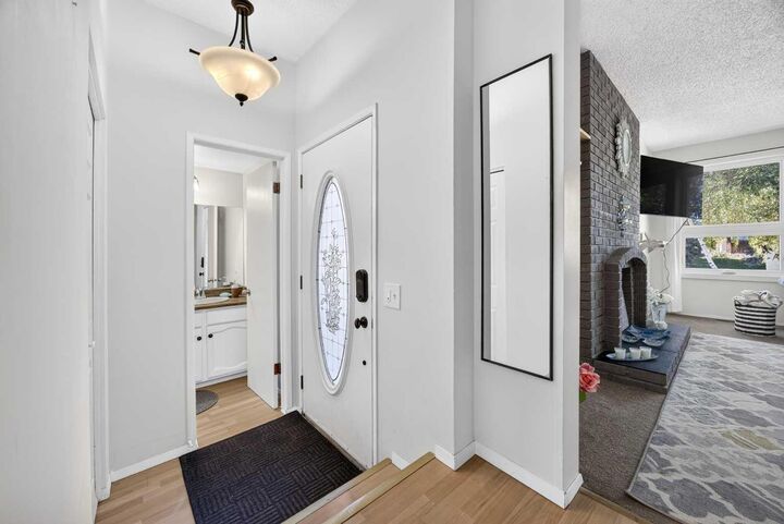 Property Photo: 6417 26 Avenue NE AB T1Y 4H2