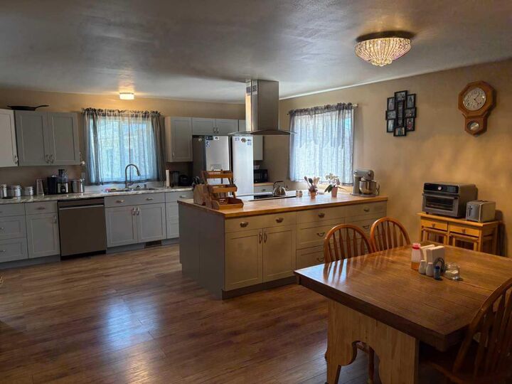 Property Photo: 4519 47 Street AB T0H 3A0