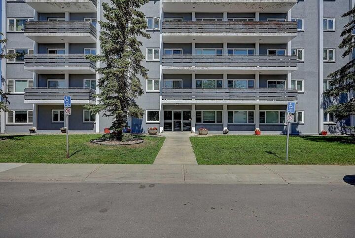 10230 106 Avenue 408 — photo 1