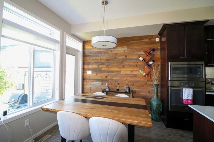 Property Photo:  442 Highlands Boulevard W 4  AB T1J 5K5 