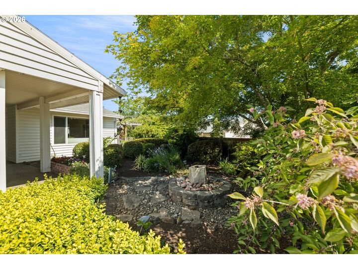 Property Photo:  1811 NE 149th Ave  OR 97230 