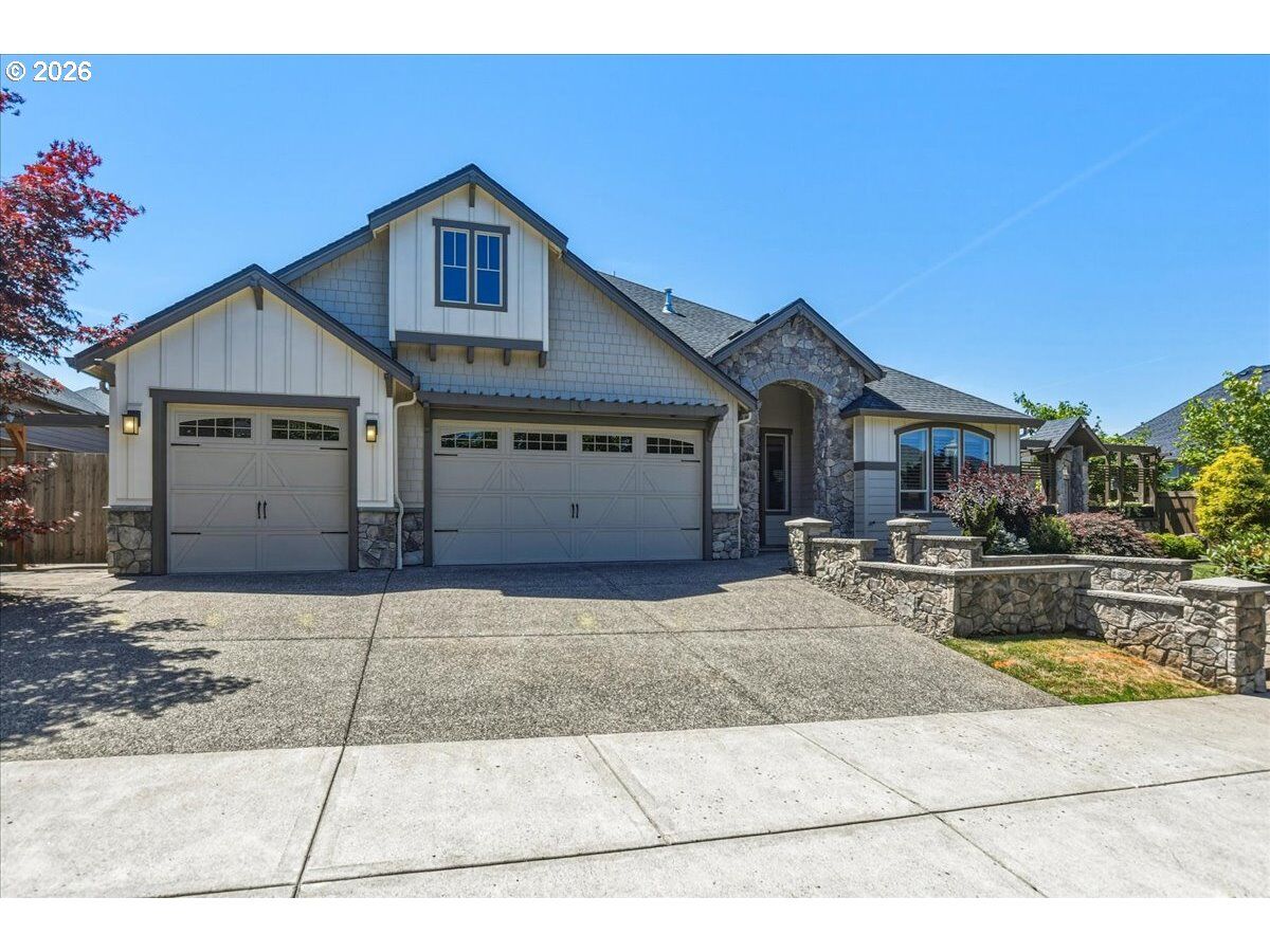 Property Photo:  5509 NW 142nd St  WA 98685 