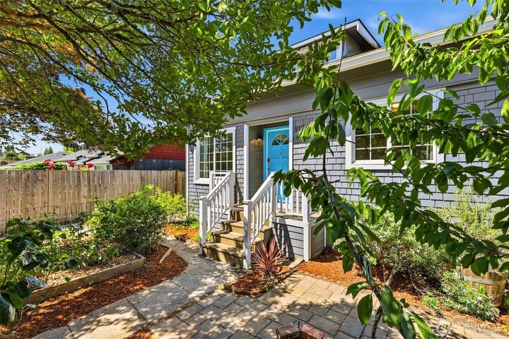 Property Photo:  8123  49th Avenue S  WA 98118 