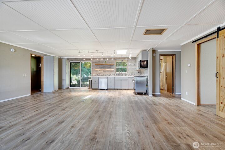 Property Photo:  816  Vine Circle  WA 98264 