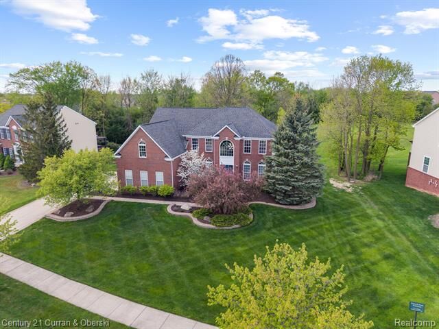 Property Photo:  23498 Prescott Lane W  MI 48178 