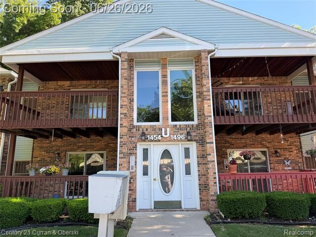 Property Photo:  1454 Shoemaker Drive  MI 48185 