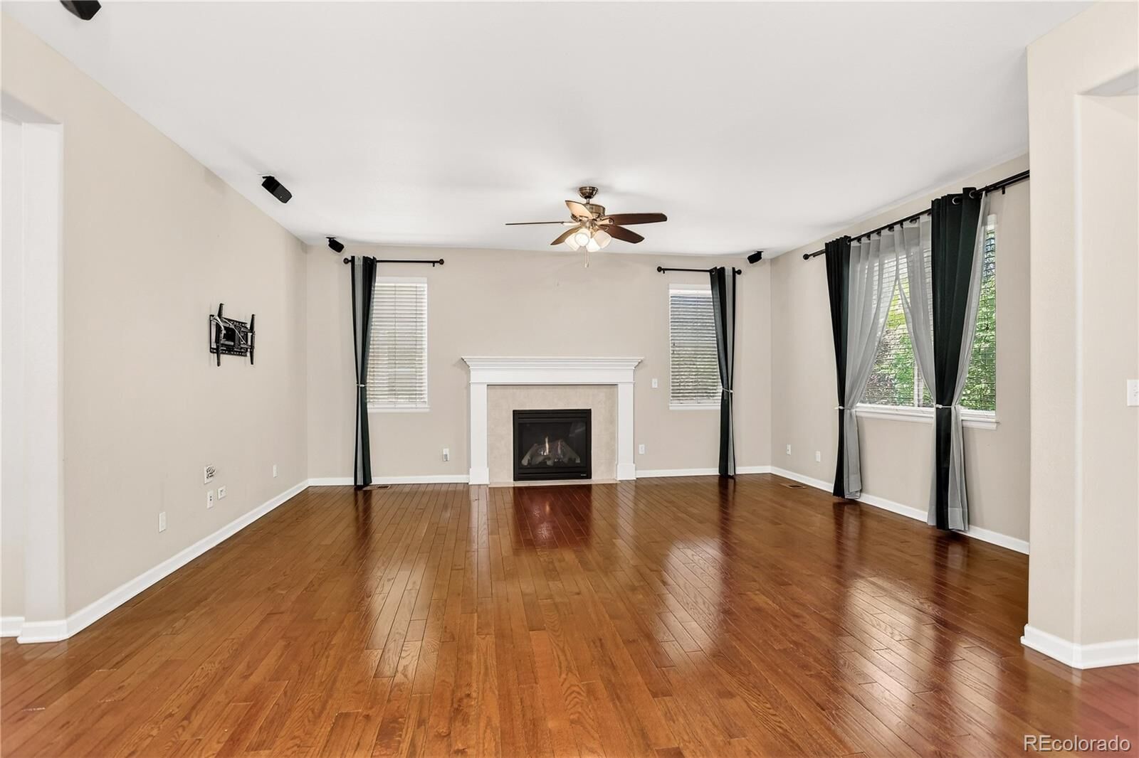 Property Photo: 10768 Hillsboro Street CO 80134
