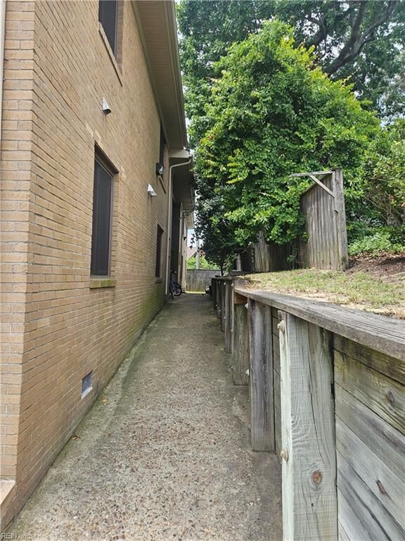 Property Photo: 405 32nd St 103 VA 23451