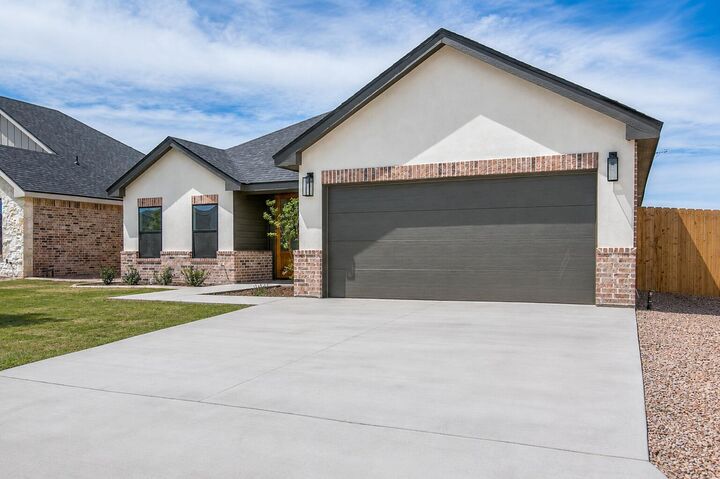 Property Photo:  3140 Maplewood Drive  TX 76904 