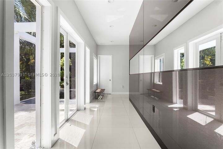 Property Photo: 11900 Griffing Blvd FL 33161