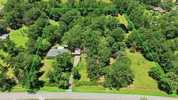 Property Photo:  7170 Deer Park Ln  TX 77657 