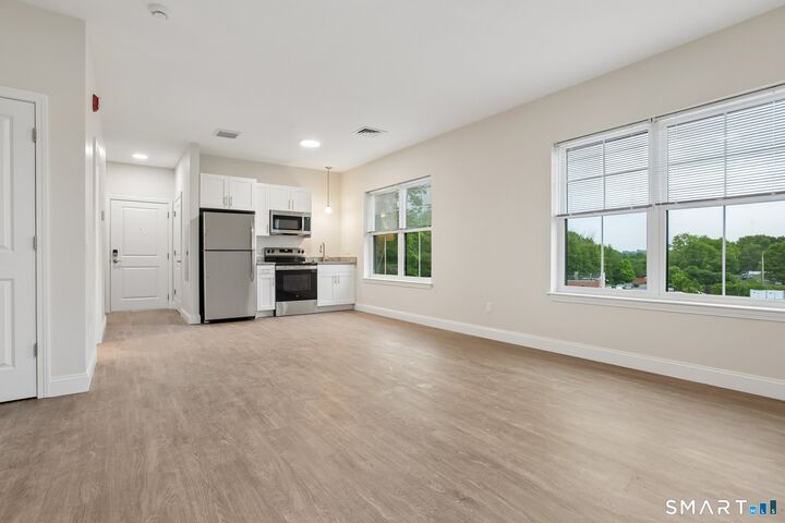 Property Photo:  55 Steele Boulevard 312  CT 06037 