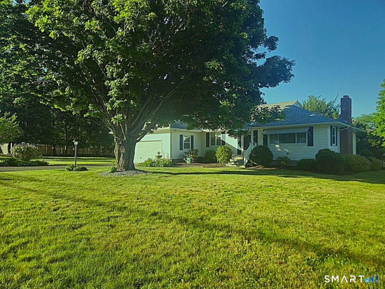 Property Photo:  25 Baldwin Drive  CT 06010 