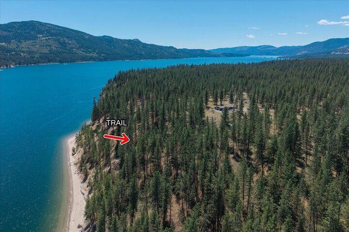 Property Photo:  30 Sunrise Ln  WA 99141 