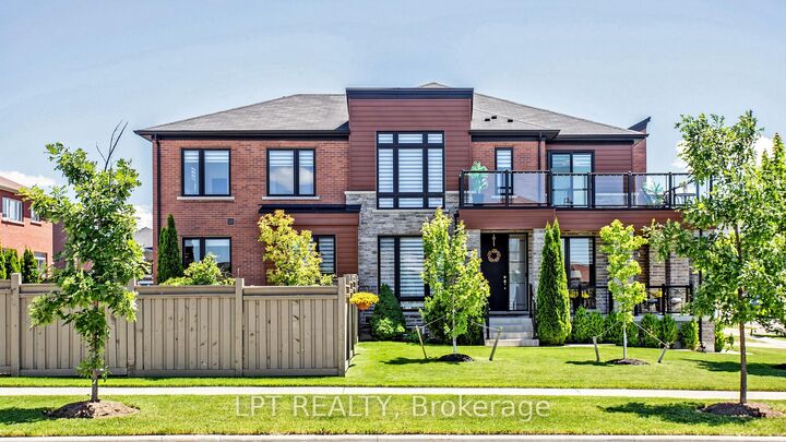 241 Holladay Drive — photo 1
