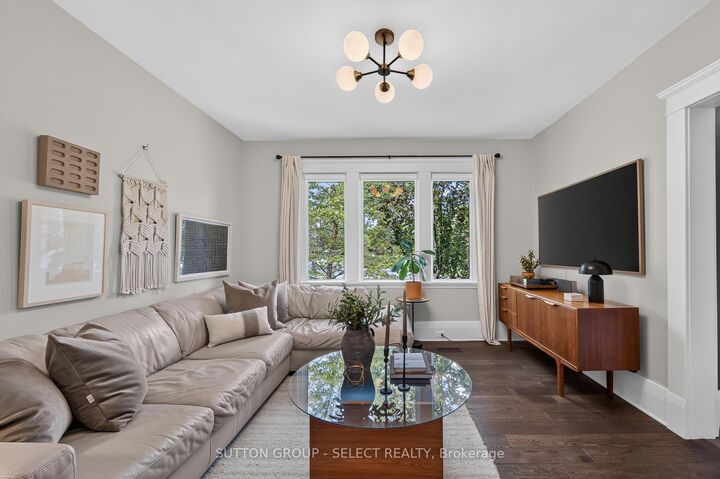 Property Photo:  21 Foxbar Road  ON N6C 2A6 