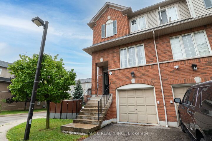 4950 Albina Way 72 — photo 1