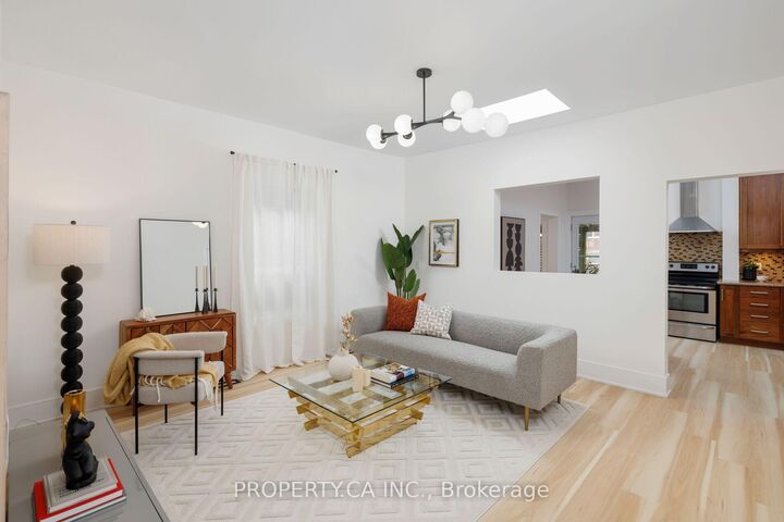 332 Woodfield Road — photo 1