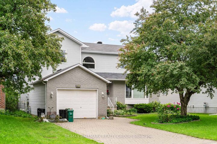 Property Photo: 477 Duvernay Drive ON K1E 2N7