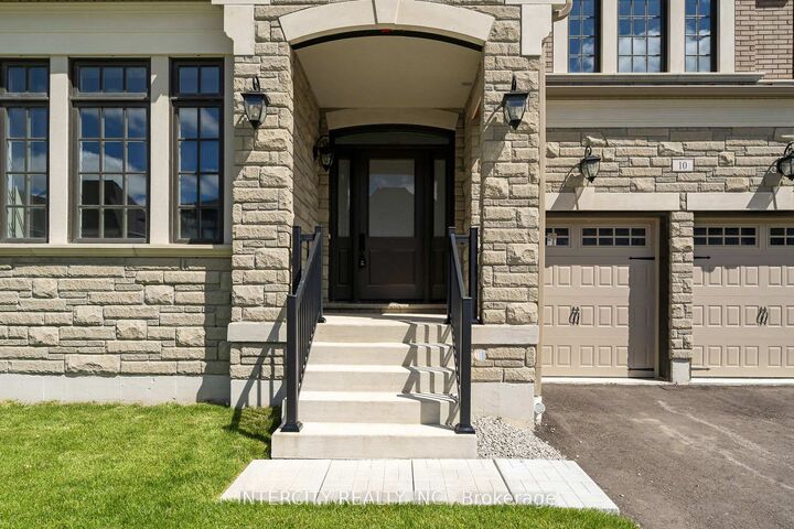 Property Photo: 10 Saxby Farm Avenue Lot 19N ON L7B 0T2