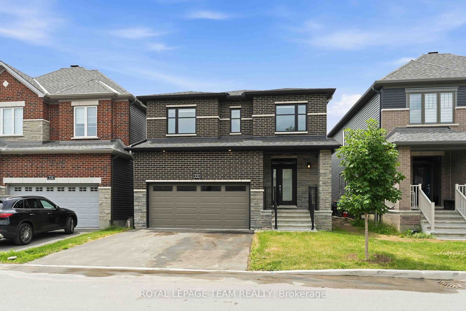 Property Photo:  332 Elsie Macgill Walk  ON K2W 0K7 