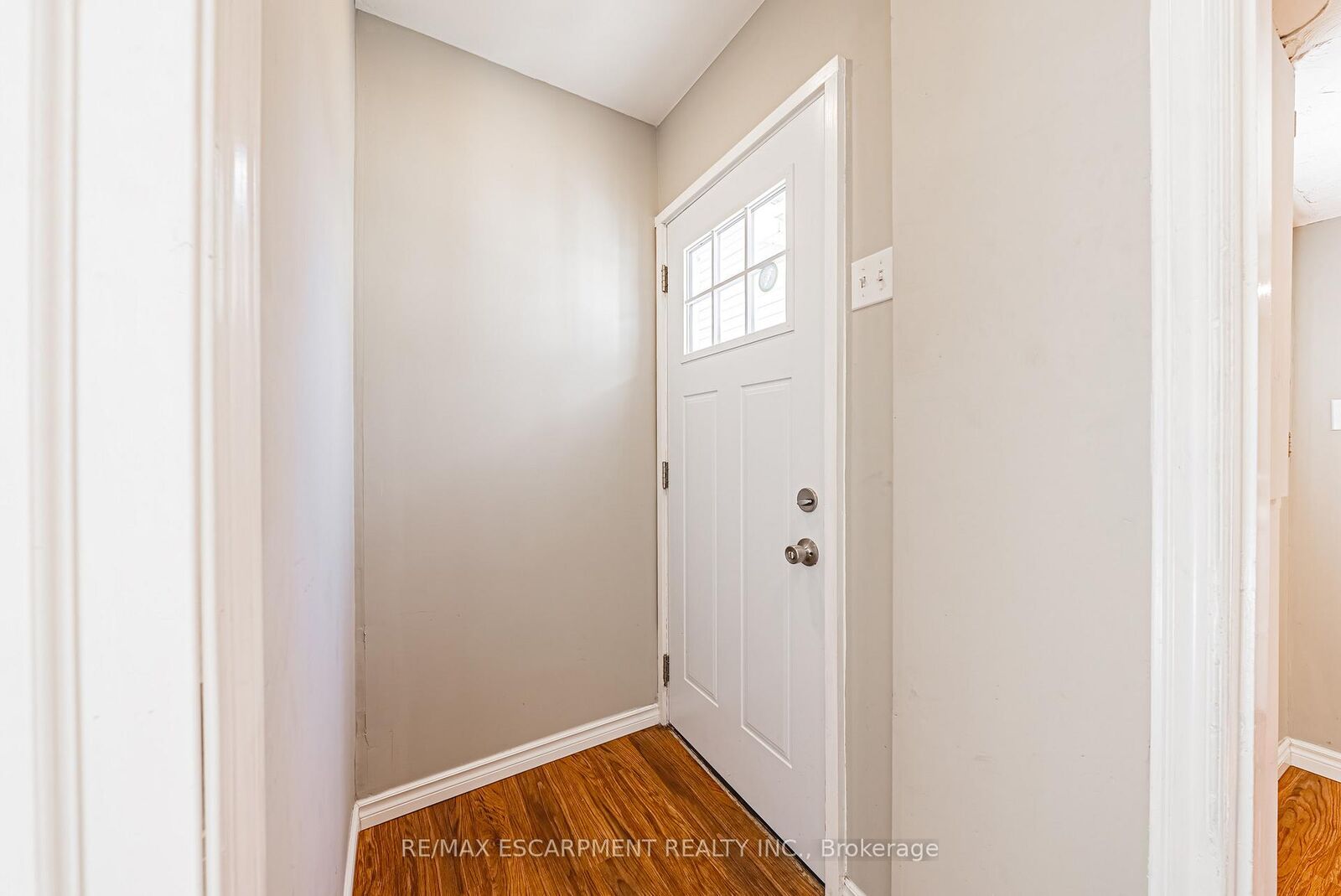 Property Photo: 24 Rowanwood Street ON L8L 7H3
