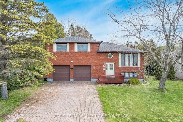 Property Photo:  51 Beck Boulevard  ON L9M 1E2 