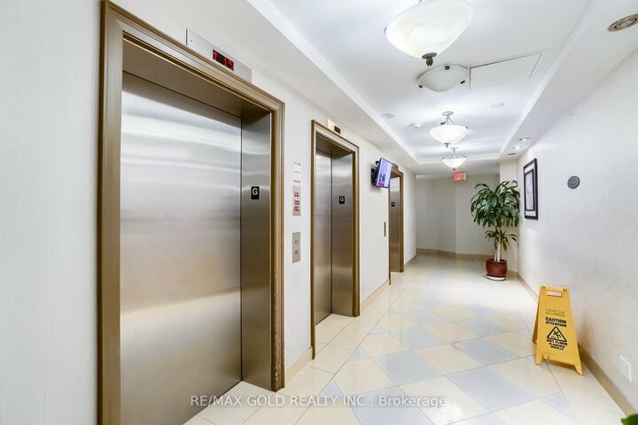 Property Photo: 220 Forum Drive 102 ON L4Z 4K1