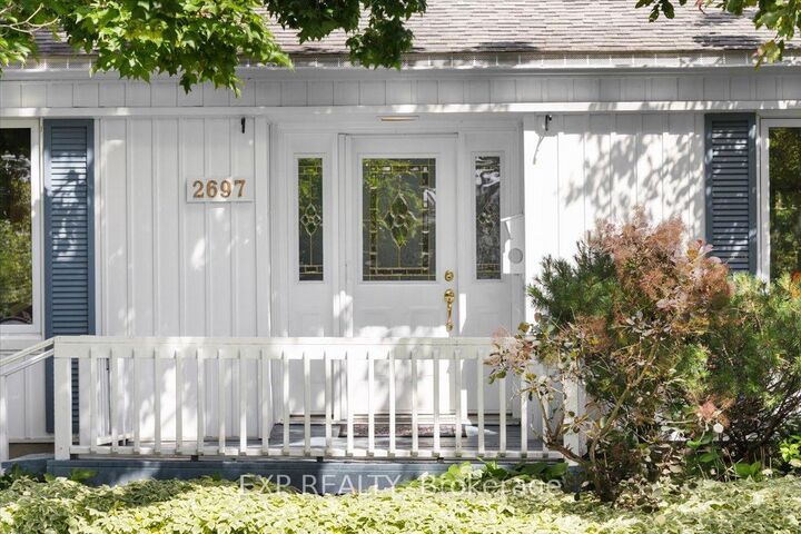 Property Photo:  2697 Ulster Crescent  ON K1V 8J5 