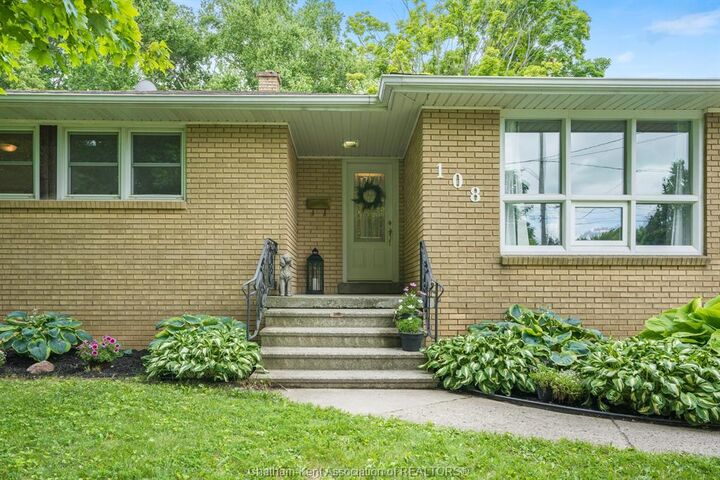 Property Photo:  108 Faubert Drive  ON N7M 2Y4 