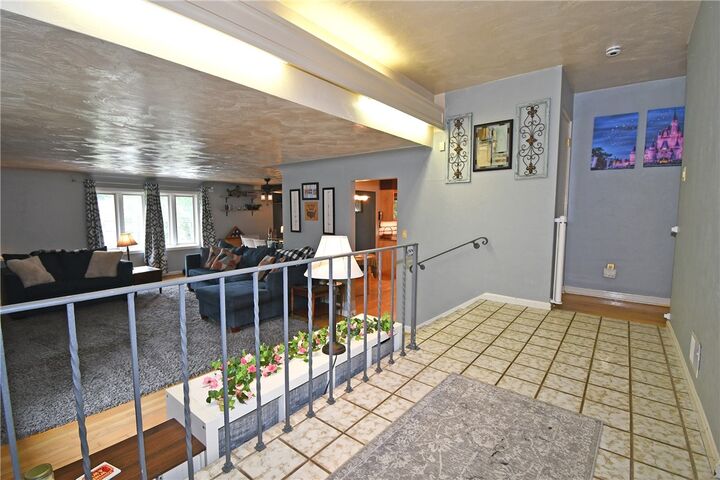 Property Photo: 4944 Plymouth Rd PA 15227