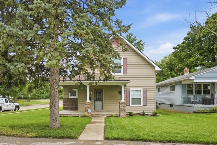 Property Photo:  2425 Delta Avenue  OH 45419 