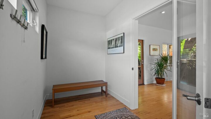 Property Photo:  727 Sir Francis Drake Boulevard  CA 94960 