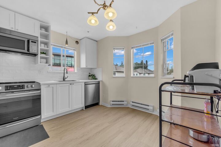Property Photo: 12188 Harris Road 20 BC V3Y 2N3