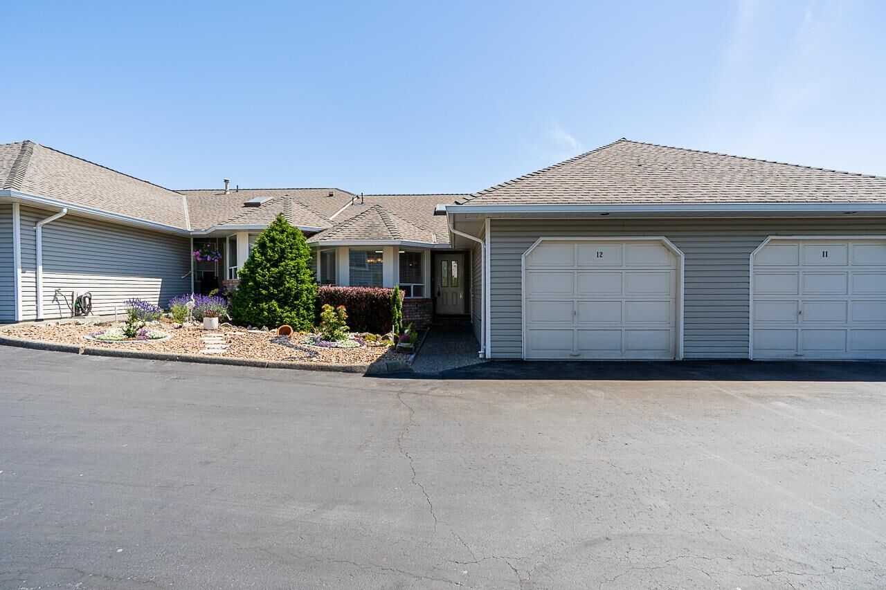 Property Photo:  32615 Murray Avenue 12  BC V2T 4T8 