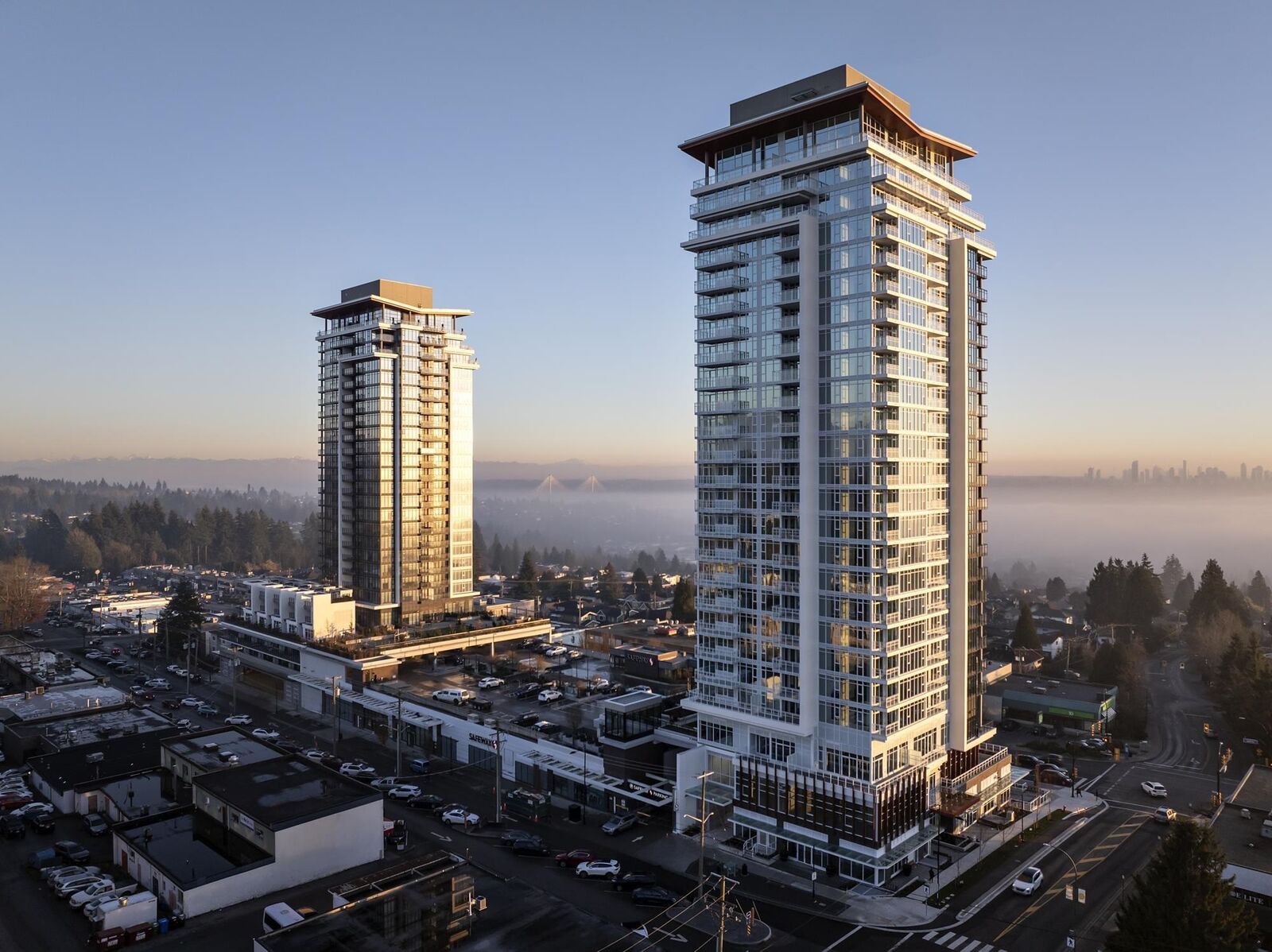 Property Photo: 505 Nelson Street 2207 BC V3J 0R5