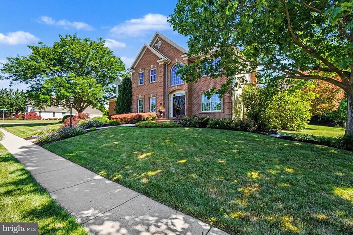 Property Photo:  1773 Meadow Drive S  PA 17055 