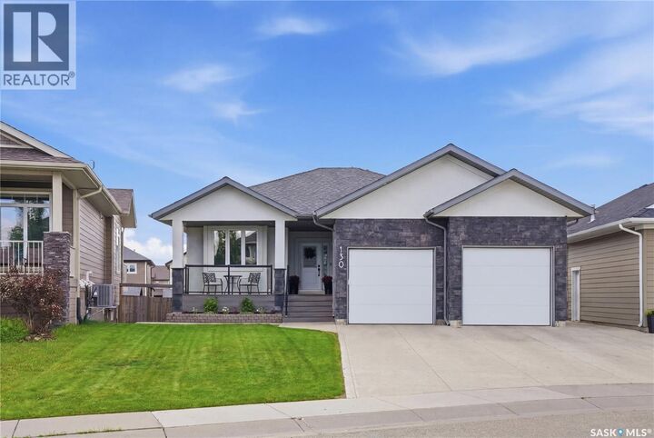 Property Photo:  130 Sinclair Crescent  SK S7V 0A4 