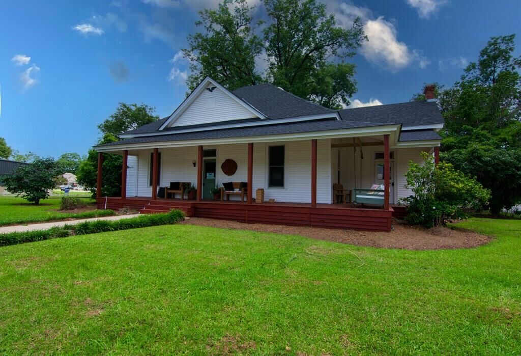 Property Photo:  322 Fort Lane  GA 31811 