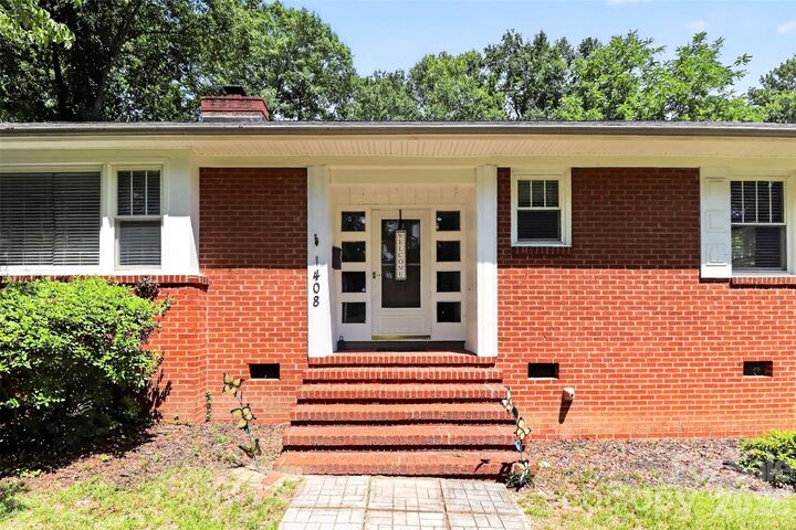 Property Photo:  408 Elizabeth Street  NC 28054 