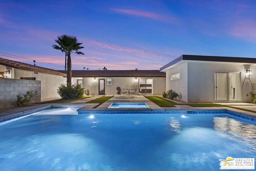 Property Photo:  2800 E San Juan Rd  CA 92262 