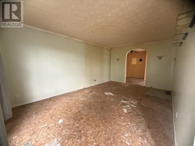 Property Photo:  10 Farrell Cres  ON P5A 3N6 