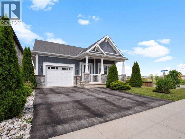 Property Photo:  285 South Pelham Road  ON L3C 0E6 