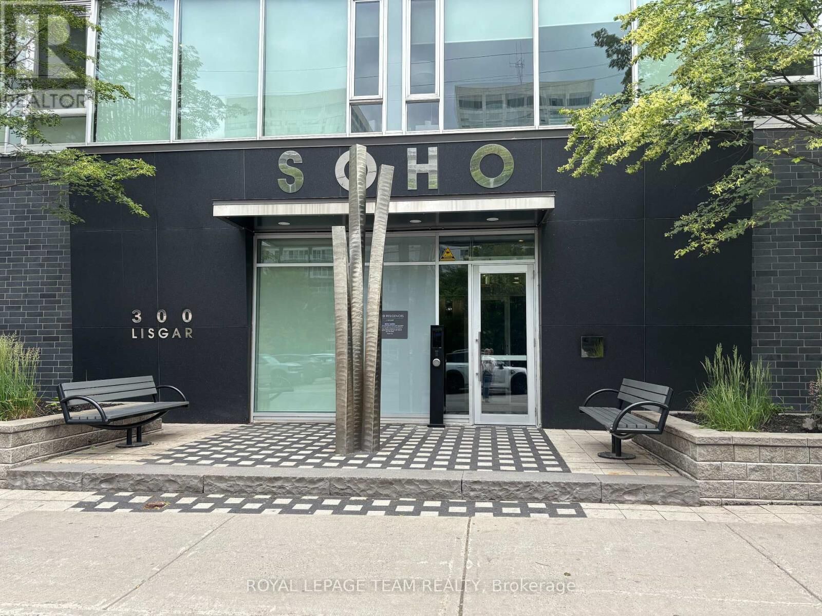 Property Photo:  300 Lisgar Street 806  ON K2P 0E2 
